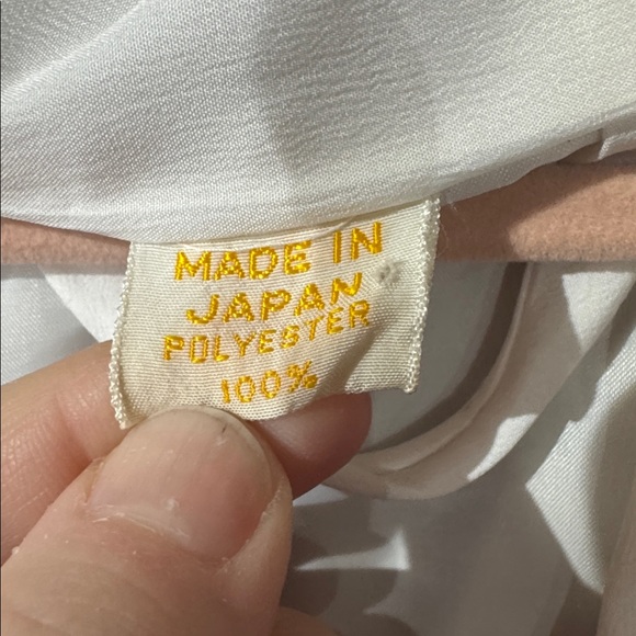 281 // Embroidered kimono made in Japan // ptp 24 - Picture 3 of 3